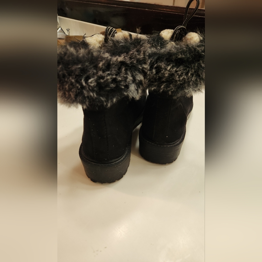 Women's Aaron Faux Fur Tipped Lace Up Winter Boots - Merona - Picture 4 of 6